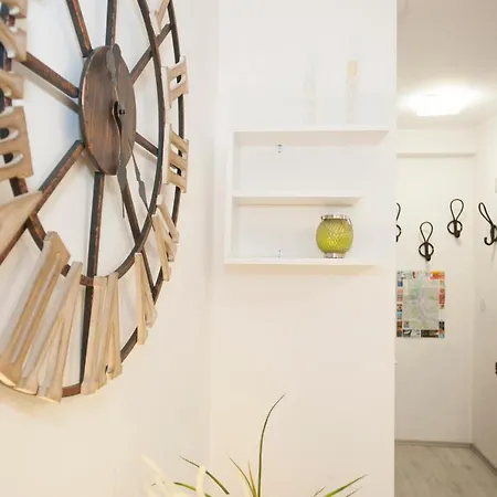 Apartment Hanna Studio Is In The Heart Of Pest Broadway *