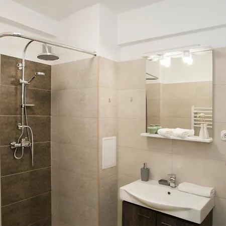 Apartment Hanna Studio Is In The Heart Of Pest Broadway Budapest